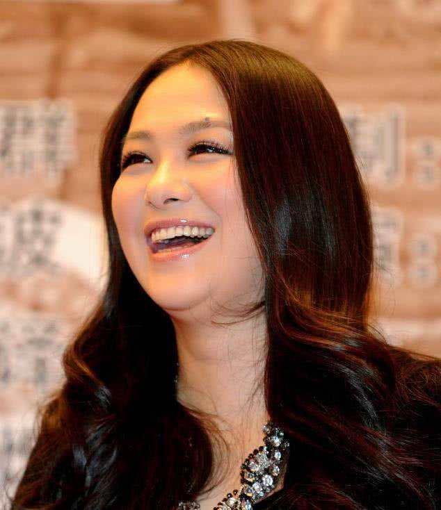 明星网红本人更好看吗,明星网红本人VS镜头下的美