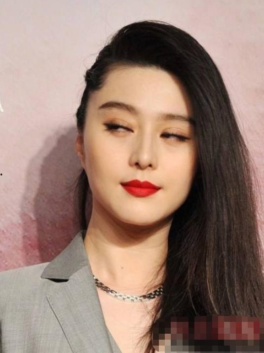 网恋的明星网红有哪些,明星网红的虚拟爱情故事