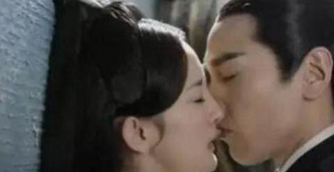 小明星网红吻戏视频,网络舆论的狂欢与反思