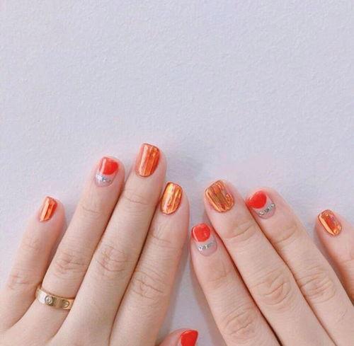 明星网红同款美甲,明星同款美甲趋势盘点