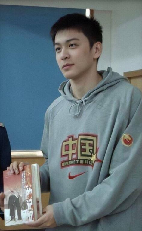 明星网红阳光帅哥是谁,阳光帅哥的璀璨人生