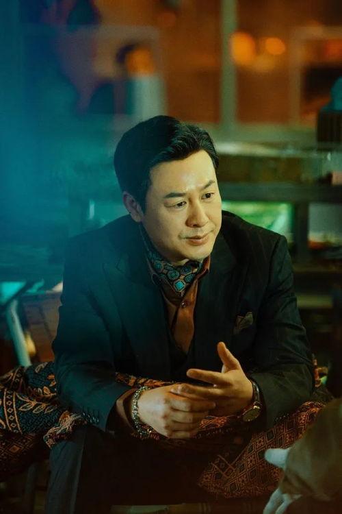 明星网红评论高启强,明星网红热议，揭秘网红新宠背后的故事